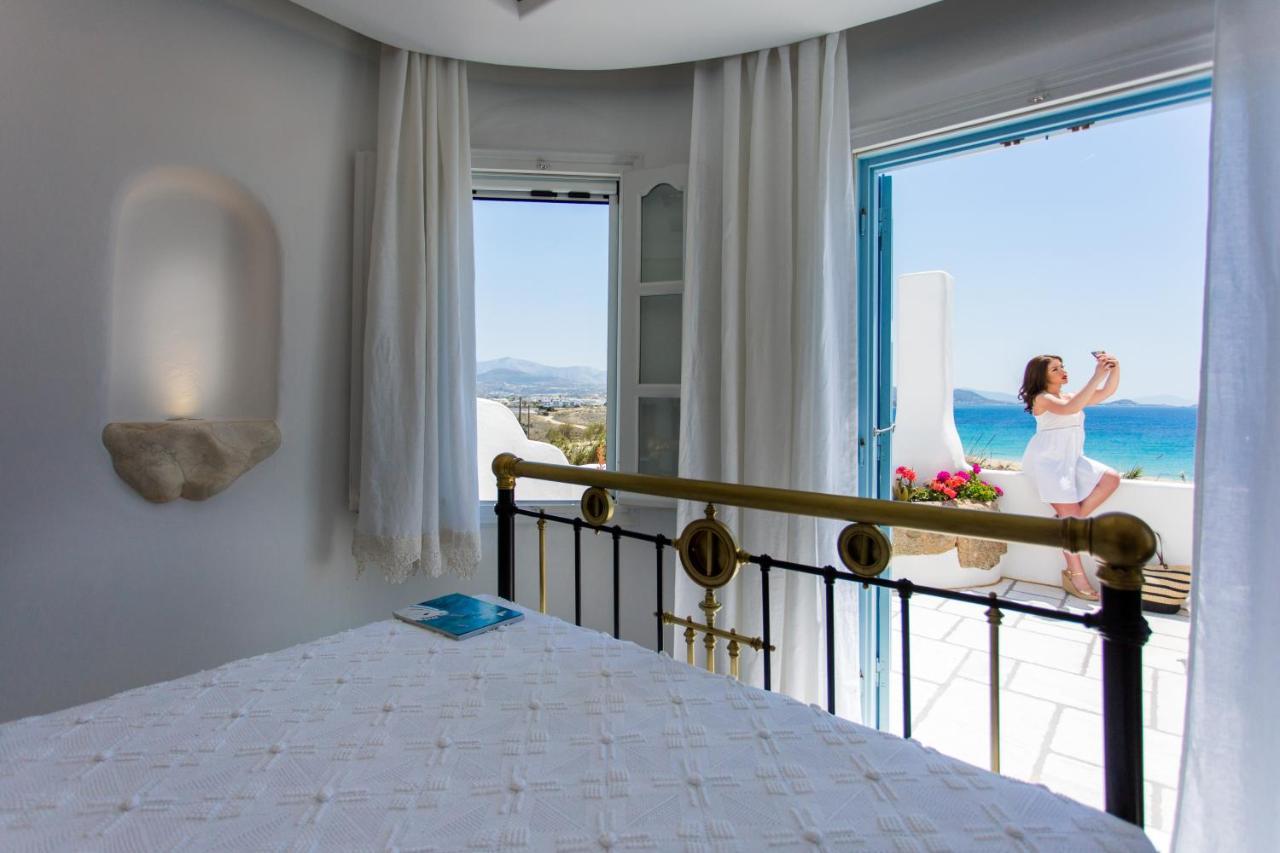 Naxian Riviera Exclusive Seafront Suites, Junior Suite アギオス・プロコピオス エクステリア 写真